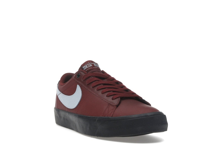 Nike SB Zoom Blazer Low Pro GT Dark Team Red