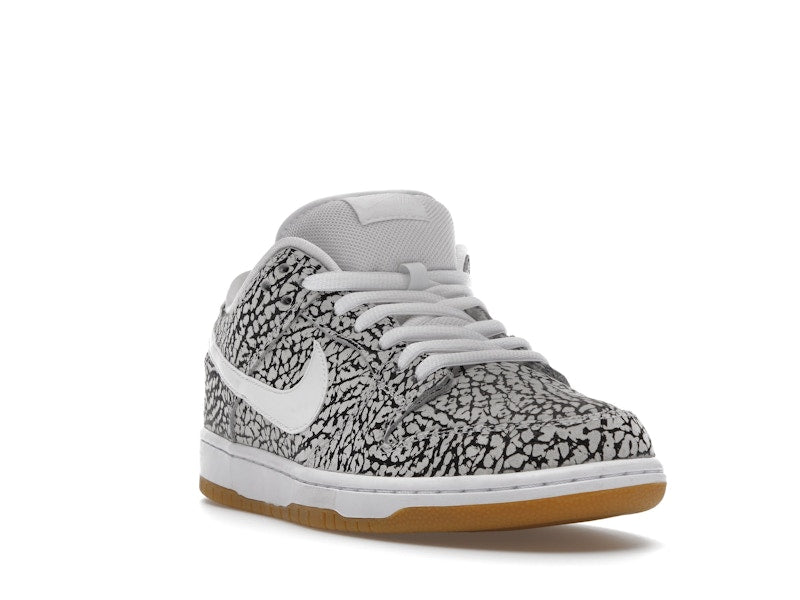 Nike SB Dunk Low Road