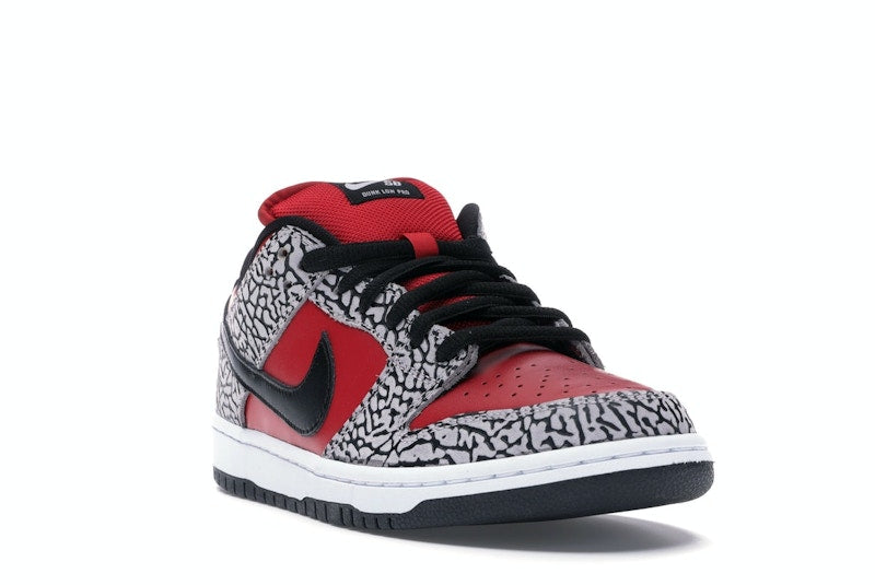 Nike SB Dunk Low Supreme Red Cement (2012)