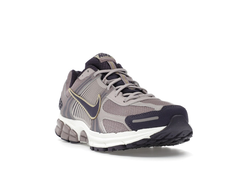 Nike Zoom Vomero 5 Platinum Violet