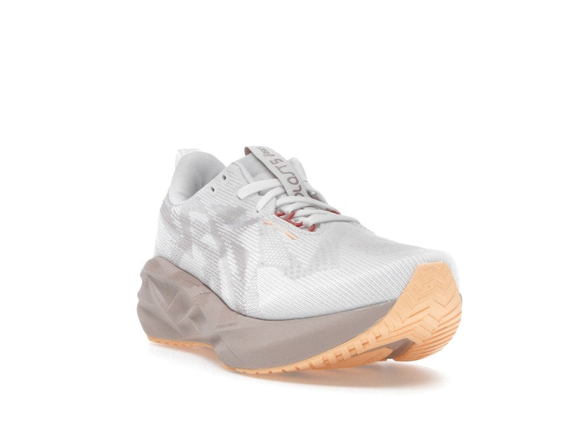 ASICS Novablast 5 White Fawn (Women's)