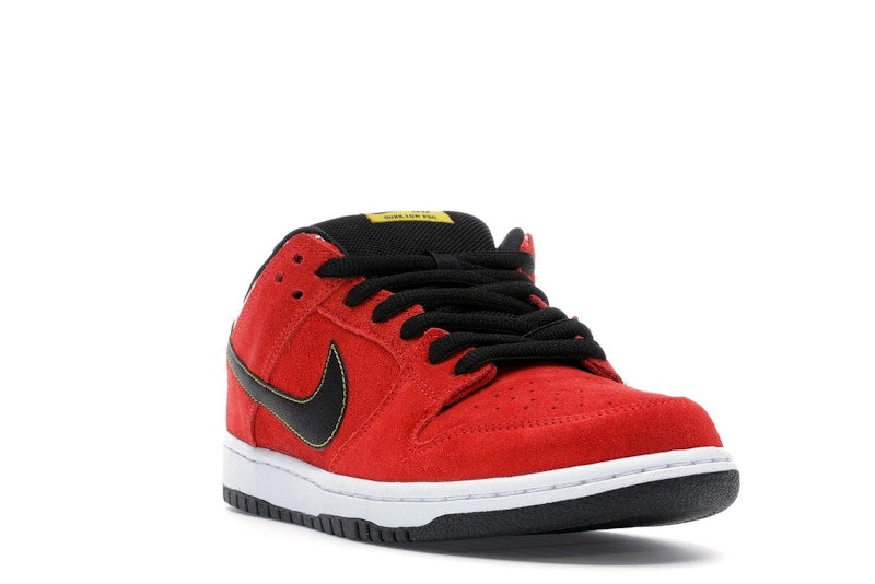 Nike SB Dunk Low Red Firecracker