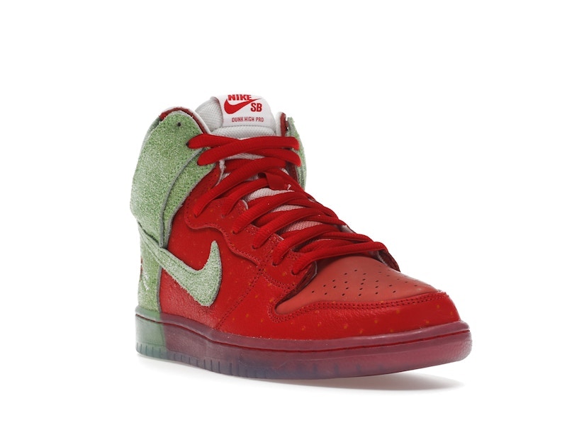 Nike SB Dunk High Strawberry Cough