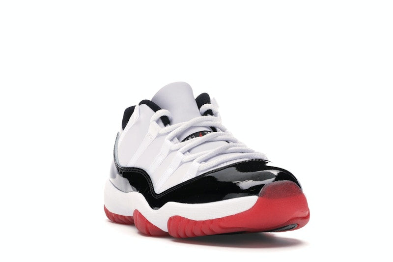 Jordan 11 Retro Low Concord Bred