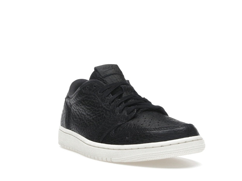 Jordan 1 Retro Low Swooshless Black (2025)