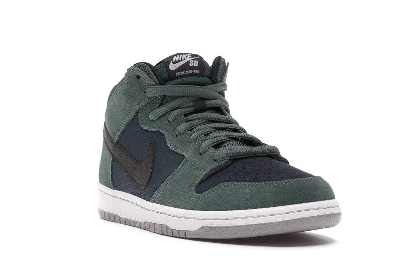 Nike SB Dunk Mid Nori