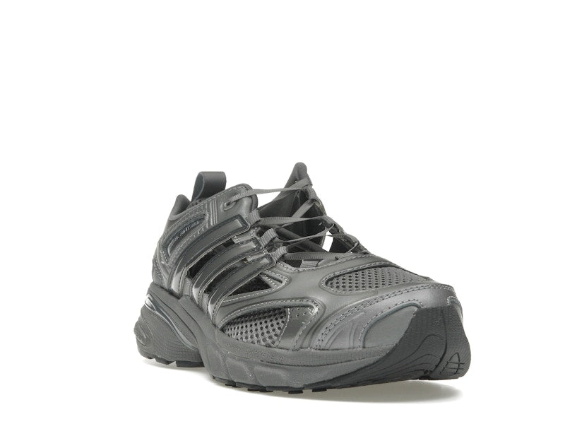 adidas Adistar Pose Taqwa Bint Ali Iron Metallic (Women's)