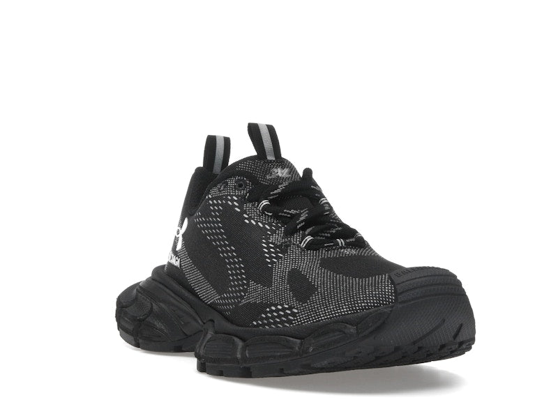 Balenciaga 3XL x Under Armour Black