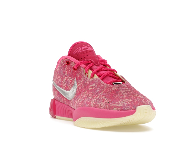 Nike LeBron 21 The World Is Your Oyster