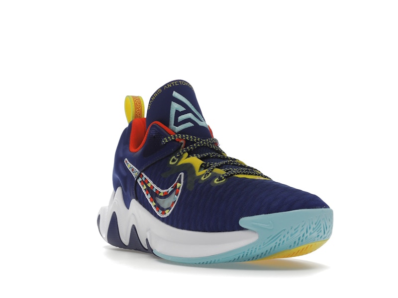 Nike Giannis Immortality Force Field