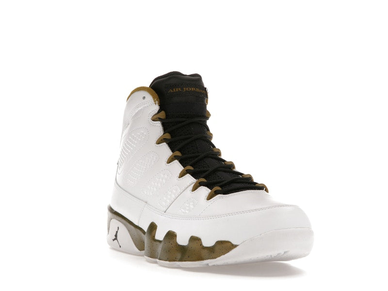 Jordan 9 Retro Statue