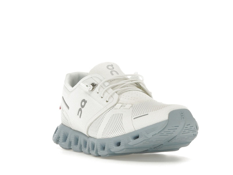 On Running Cloud 5 White Chambray (Women's)