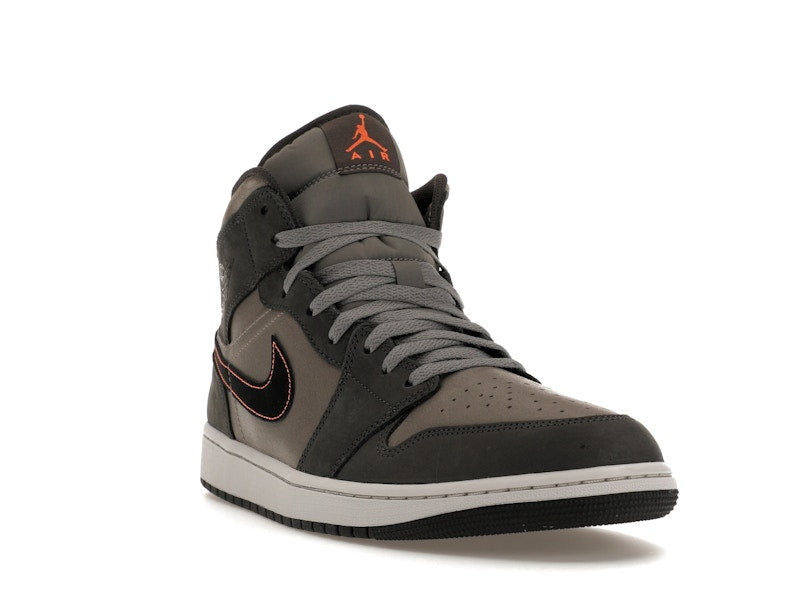 Jordan 1 Mid SE Night Stadium