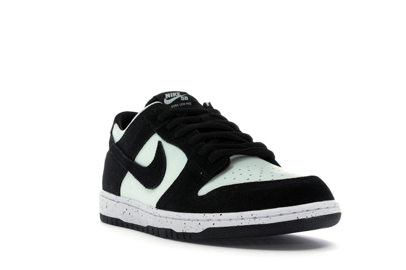 Nike SB Dunk Low Barely Green