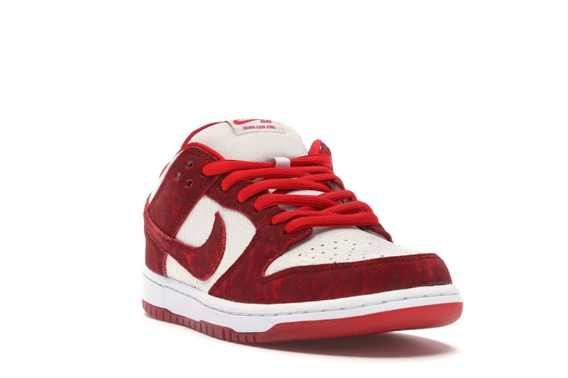 Nike SB Dunk Low Valentine's Day (2014)