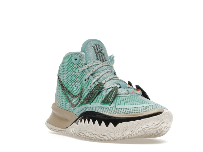 Nike Kyrie 7 Copa