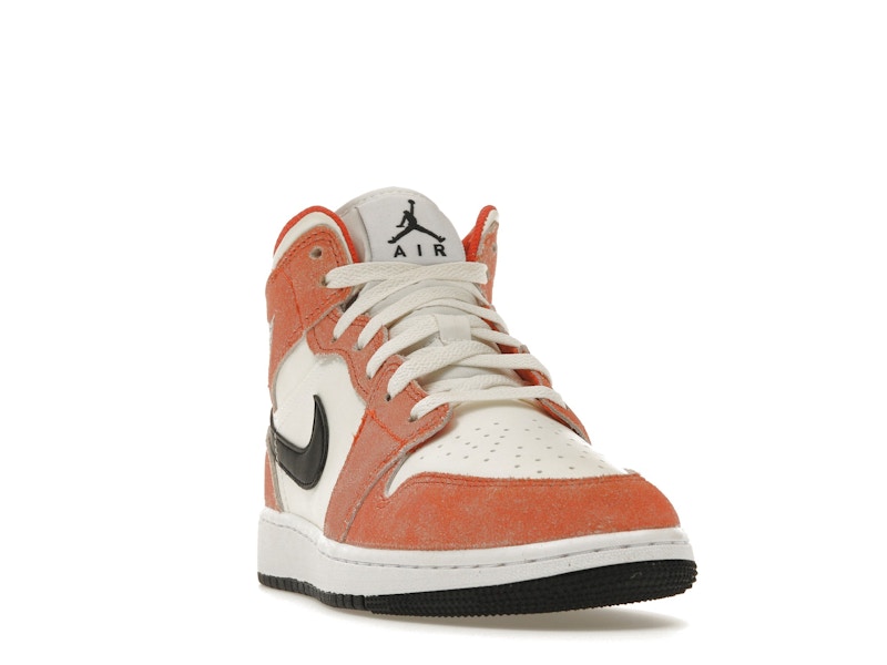 Jordan 1 Mid SE Orange Suede (GS)
