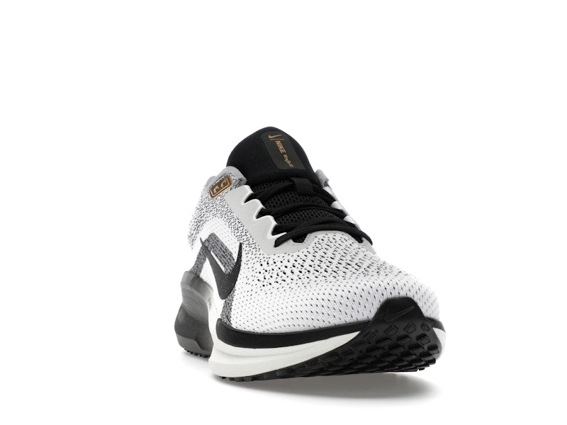 Nike Winflo 11 SE White Metallic Gold Light Smoke Grey Black