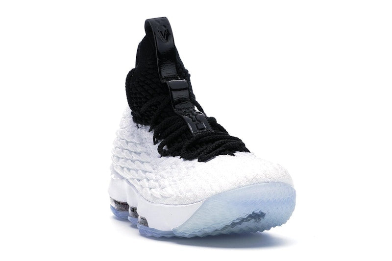 Nike LeBron 15 Graffiti