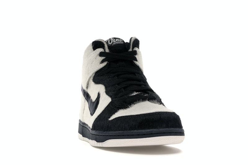 Nike Dunk High Panda