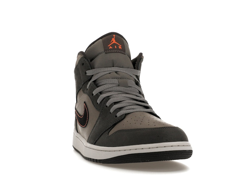 Jordan 1 Mid SE Night Stadium