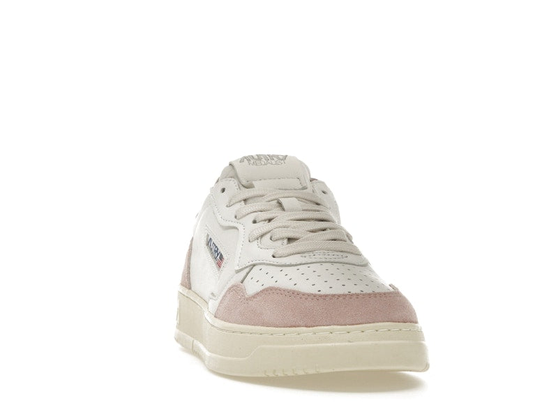 Autry Medalist Leather Low White Powder (Women's)