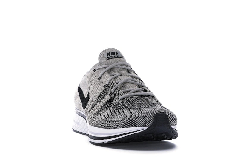 Nike Flyknit Trainer Pale Grey