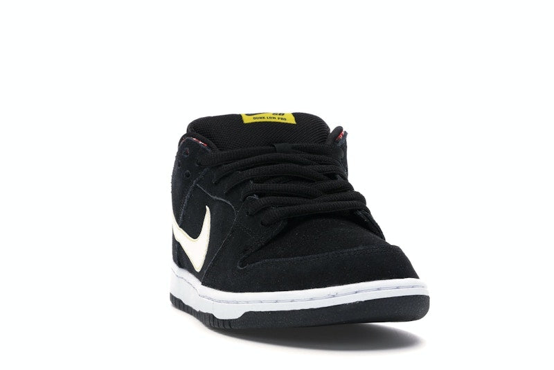 Nike SB Dunk Low Firecracker