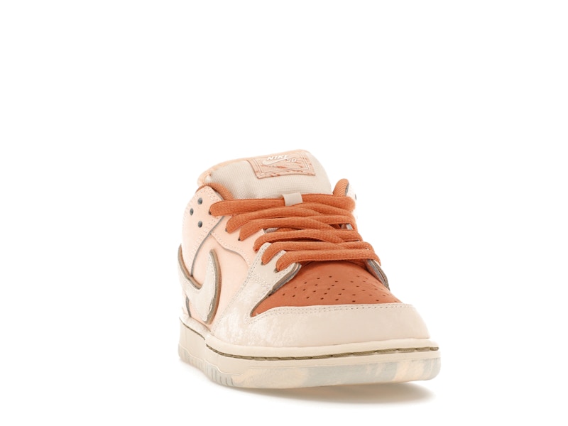 Nike SB Dunk Low Trocadéro Gardens