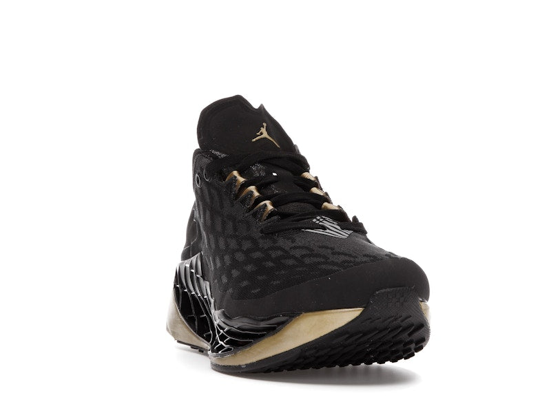 Jordan Zoom Trunner Ultimate Black Metallic Gold