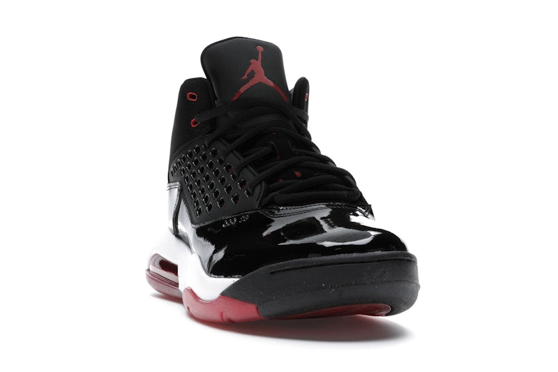 Jordan Maxin 200 Black Gym Red