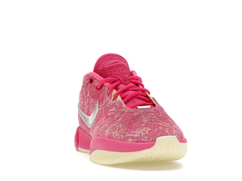 Nike LeBron 21 The World Is Your Oyster