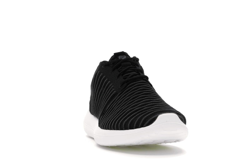 Nike Roshe Two Flyknit Black/Dark Grey-White-Volt