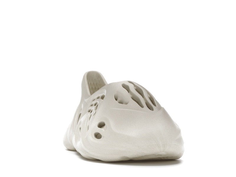 adidas Yeezy Foam RNNR Sand