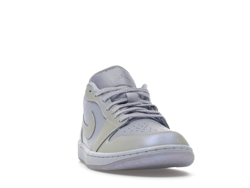 Jordan 1 Low SE Ghost Pearlized Quilt (Women's)
