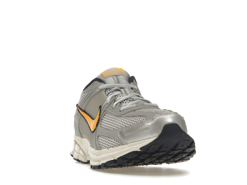 Nike Zoom Vomero 5 Pure Platinum Laser Orange