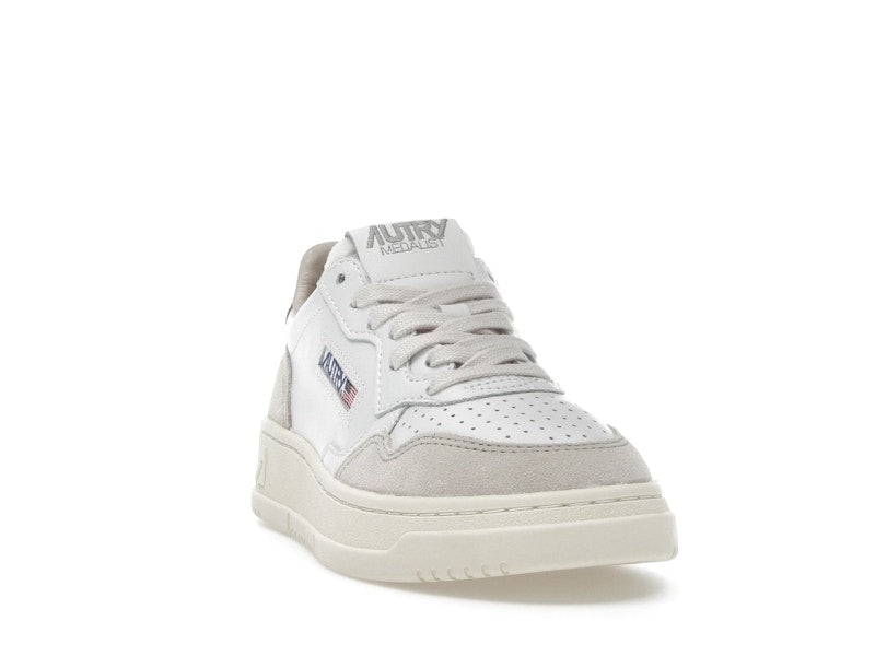 Autry Medalist Leather Low White Covert Green Beige (Women's)