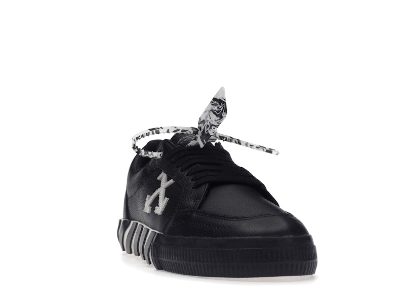 Off-White Low Vulc Black White