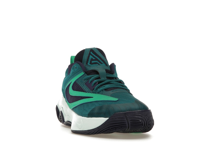 NIke Giannis Immortality 3 Geode Teal Purple