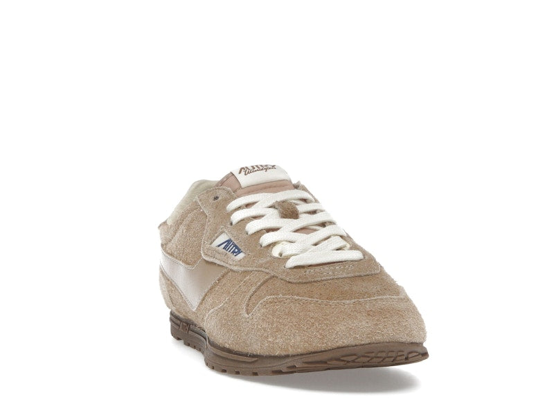 Autry Windspin Low Peanut (Women's)