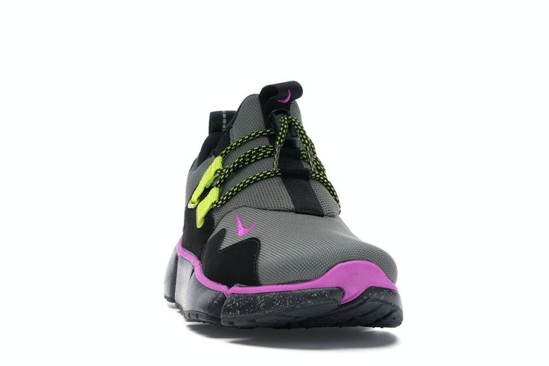 Nike Pocketknife River Rock
