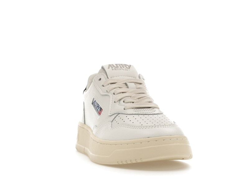 Autry Medalist Leather Low White Black Tab (Women's)