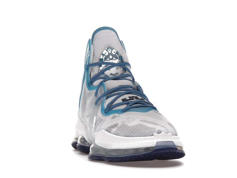 Nike LeBron 19 Space Jam