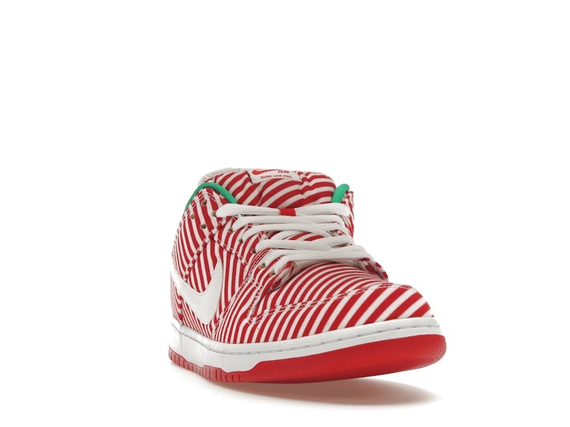 Nike SB Dunk Low Candy Cane