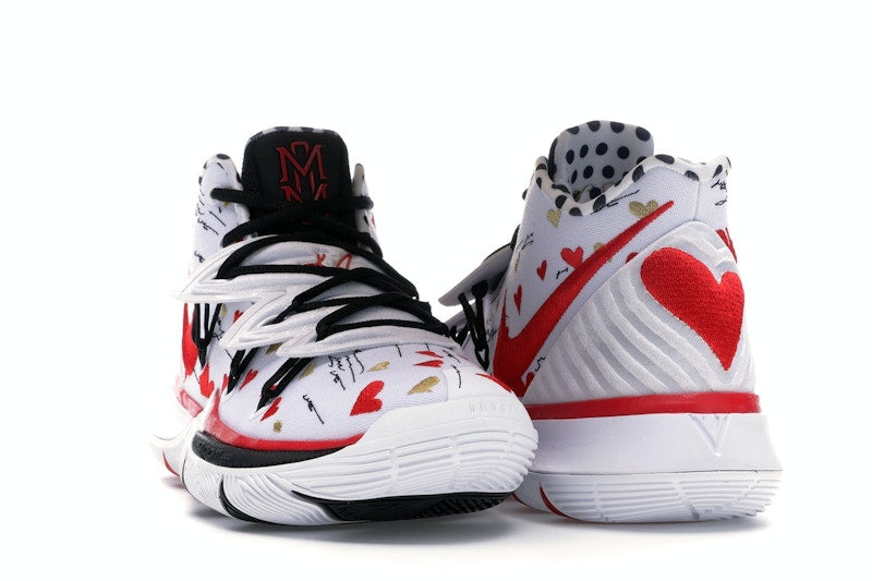 Nike Kyrie 5 Sneaker Room Mom White