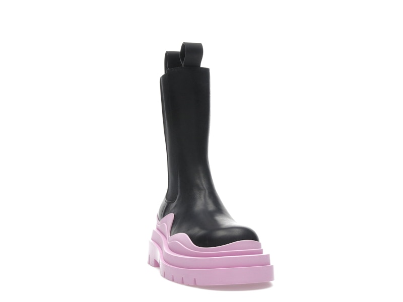 Bottega Veneta Tire Chelsea Boot Black Gloss (Women's)