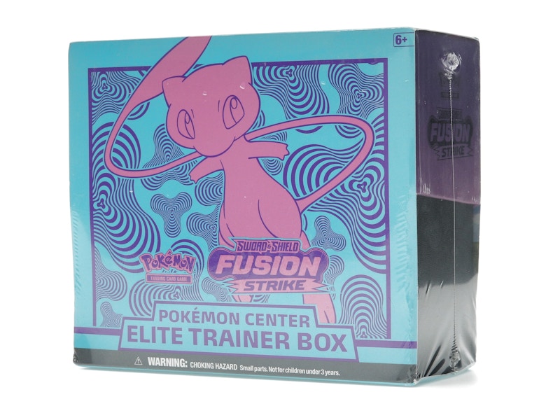 Pokémon TCG Sword & Shield Fusion Strike Pokémon Center Elite Trainer Box