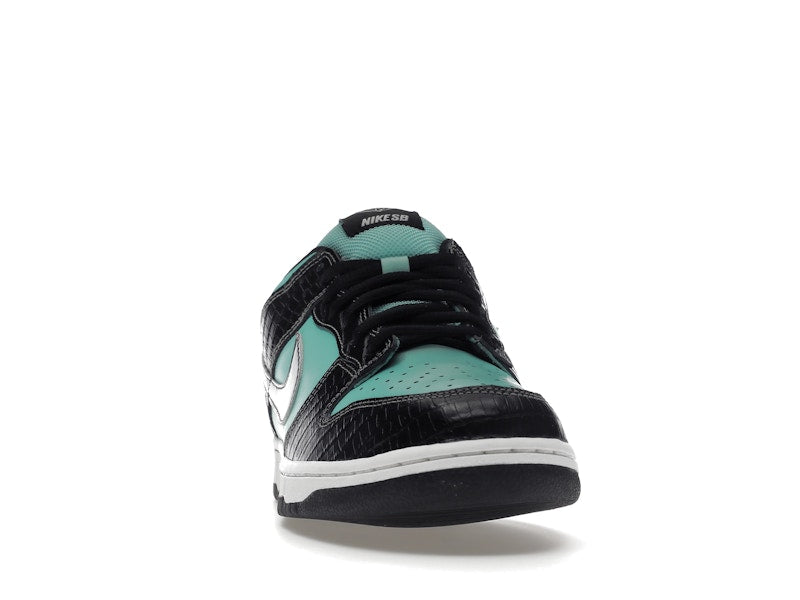 Nike SB Dunk Low Diamond Supply Co.