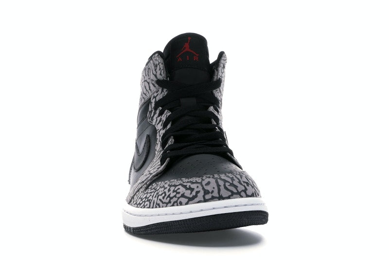 Jordan 1 Retro Un-Supreme