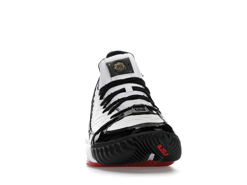Nike LeBron 16 Remix